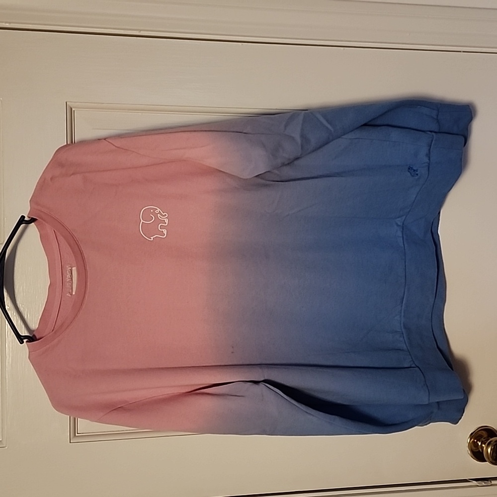 Women's sweatshirt